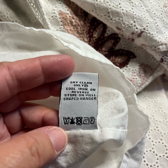 EUC Thurley- Enchanted Garden Broderie Dress. Size US 10. - Picture 7 of 7